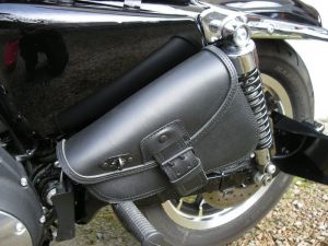 Sacoches Myleatherbikes Harley Sportster Forty Eight (24)